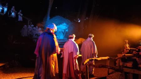 Predstava Božična noč pri Ivanovem izviru uspela 1